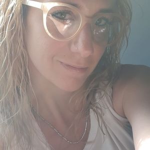 Meet your Posher, Karine